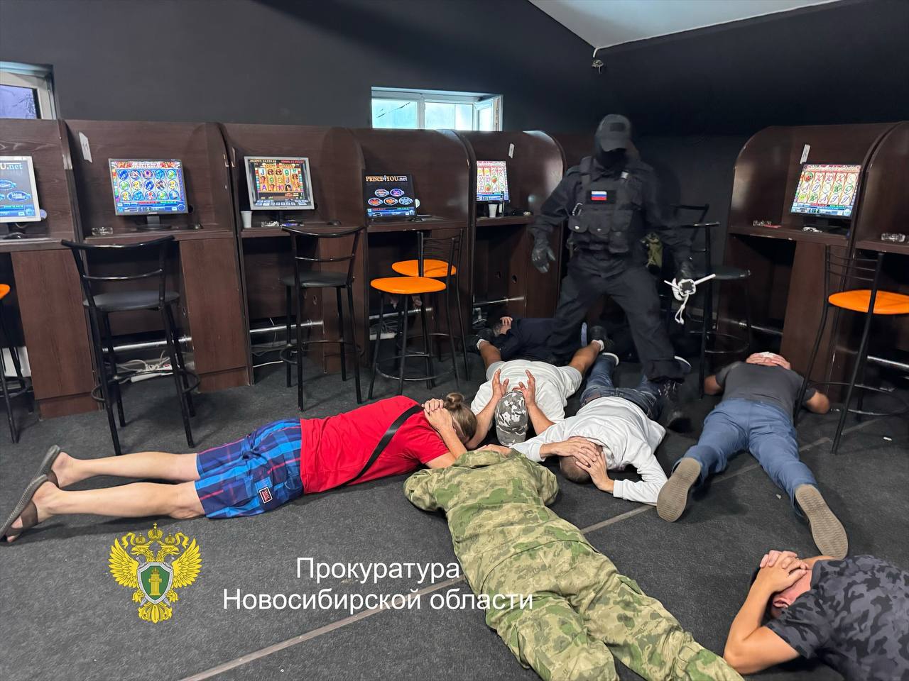 Силовики закрыли еще одно подпольное казино в Новосибирске