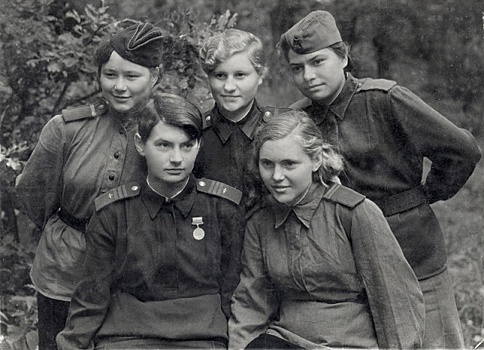 Возвращение погон в армии: зачем на самом деле Сталин пошёл на такой шаг в 1943 году