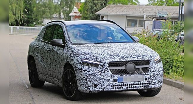 Mercedes-AMG A35 и CLA 35 получают новые радиаторные решетки