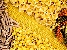 Стало известно, как варить макароны и пельмени без их слипания