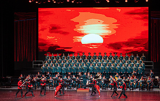 Ансамбль имени Александрова выступил в Пхеньяне в честь 75-летия образования КНДР