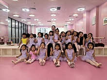 "Наша семья – это в целом балет": как молодая пара из Омска развивает танцевальную индустрию Китая