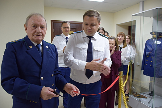 Музейный уголок открыли в прокуратуре Выселковского района (фото)