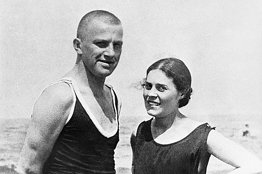 "Дорогой, но едва ли милый ко мне Лилик!": Десять писем русских классиков к любимым женщинам