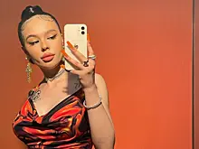 Инстасамка назвала Настю Ивлееву антипримером после «голой вечеринки»