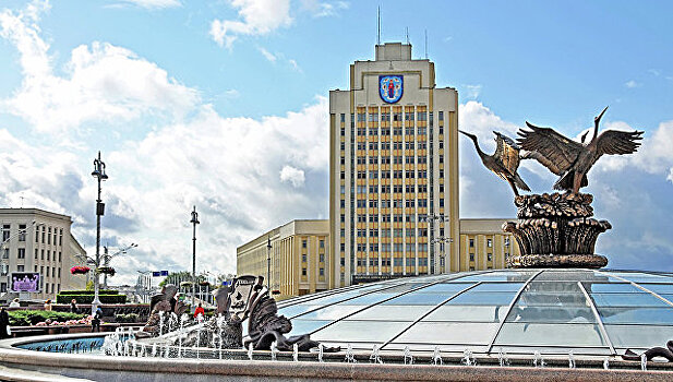 "Налог на тунеядство" в Белоруссии заплатили 10% "должников"