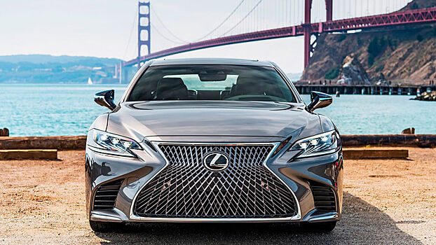 Отпустите шофера домой: тест-драйв Lexus LS 500