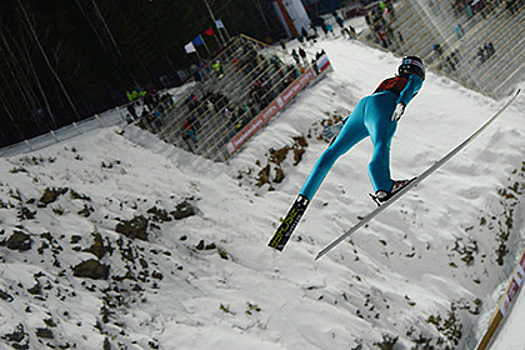 FIS вернула России часть прав на проведение КМ по прыжкам на лыжах