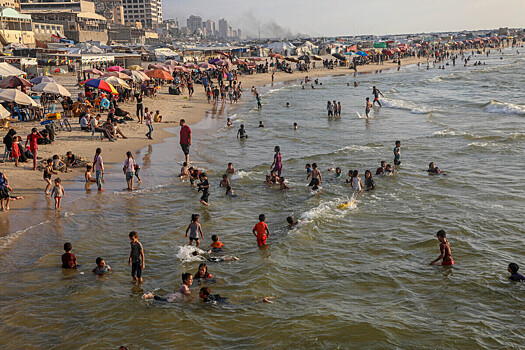 Политики обсудили роскошный план “Ривьеры” в опустошенном из-за войны регионе