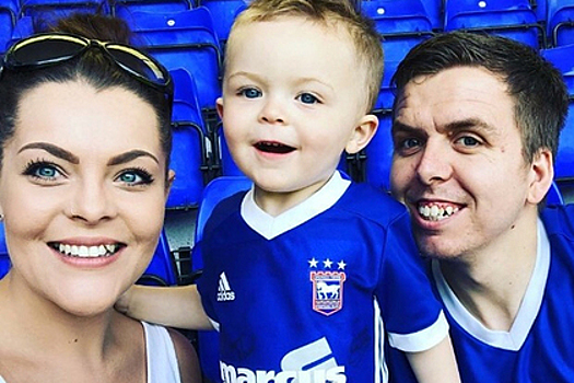 Пес отгрыз кусок паспорта и лишил семью поездки на сказочный Бали