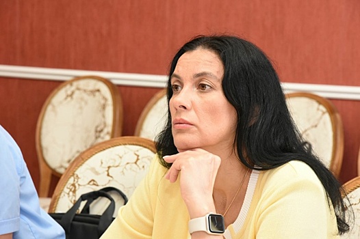 Нижегородский депутат помогла пенсионерке отсудить 10 000 рублей за некачественный диван