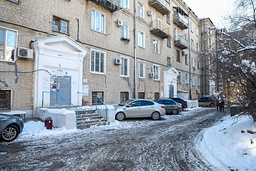 В Волгограде коммунальщики проверяют качество уборки снега во дворах