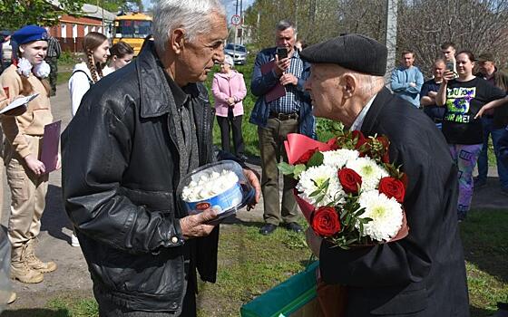 В Михайлове ветеран Иван Паршин отметил 95-летний юбилей