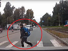 Не уступила дорогу школьнику на "зебре"