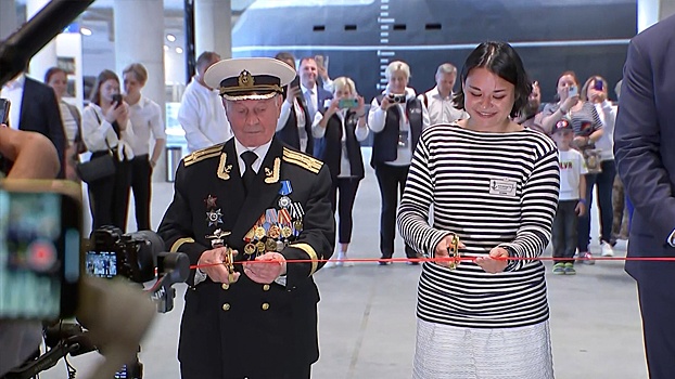 В Москве в День ВМФ провели спецгашение почтового выпуска о Лазареве и Беллинсгаузене