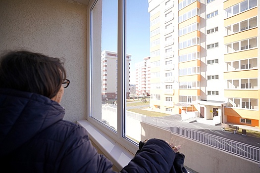 Льготную ипотеку могут расширить на семьи с детьми до 14 лет