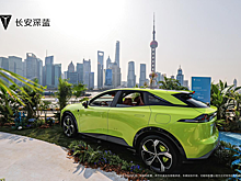 В Интернете впервые показали снимки интерьера будущего BMW X2