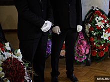 В Перми похоронят скандально уволенного директора школы