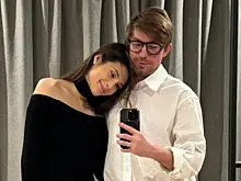 Стильная бабушка: молодая мама Виктория Антонова показала свою маму