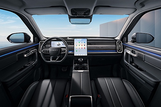Грозит скандалом: новый Chery Tiggo 7 - копия Range Rover. Авто сняли на фото