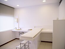 Сергиево-Посадские врачи спасли 24-летнего пациента с COVID-19, проглотившего зубной протез