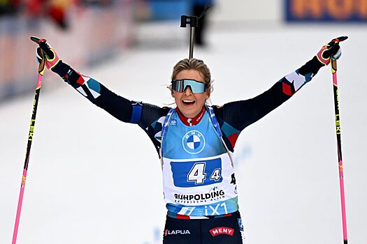 Сборная Норвегии выиграла женскую эстафету на КМ, шведки — вторые, француженки — третьи