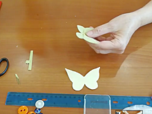 Урок по созданию бабочки из фоамирана провели в ТЦСО «Коломенское»