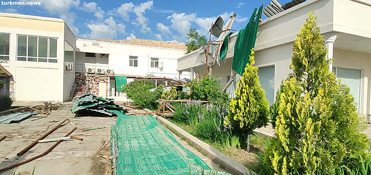 Почему герой-президент не стал спасать безCOVIDную Туркмению