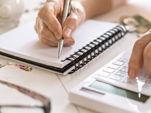 На пенсию в 61 год: подробности «заморозки» пенсионного возраста для женщин в Казахстане