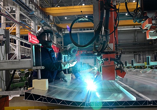 На Урале запустили производство высокоскоростных поездов "Белый кречет"