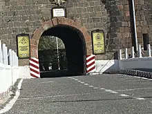 В Гюмри проходит акция протеста у российской военной базы