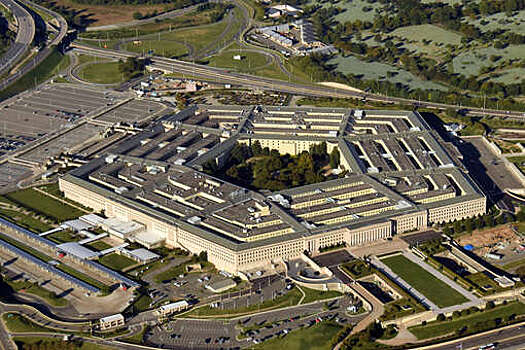 Советник Трампа Уолтц: бюджет Пентагона в $800 млрд используется неэффективно
