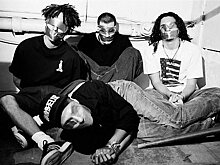За что весь мир полюбил Rage Against The Machine