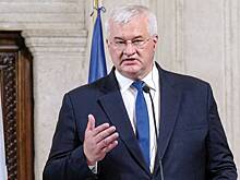 Экс-глава МИД Украины пожаловался на «кнуты» для Киева