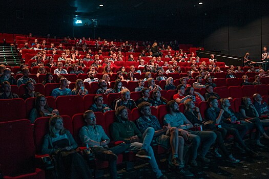 Какие советские фильмы зрители хотели бы посмотреть в кинотеатре