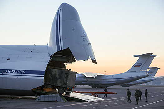 Ан-124 с аппаратами ИВЛ в США признали демонстрацией возможностей армии России