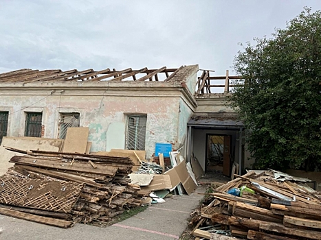 В Волгоградской области начали капитальный ремонт районной больницы