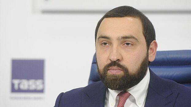 Депутат Хамзаев призвал запретить показ «Сватов» Зеленского в России