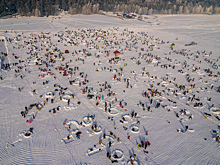 Более 2000 тысяч человек построили город из иглу на берегу Обского моря в Новосибирске