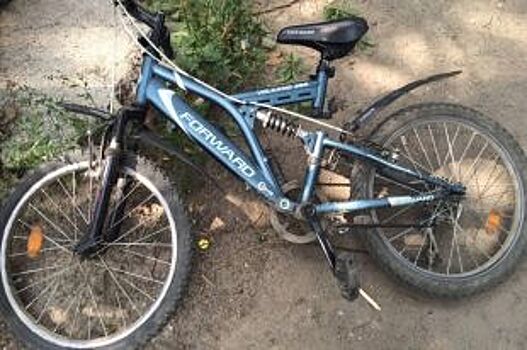 В Барнауле ищут мужчину, напавшего на ребенка из-за мешающего велосипеда