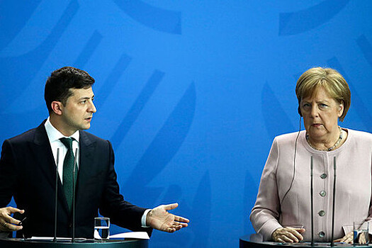 Меркель пригласила Зеленского в Берлин для обсуждения Донбасса