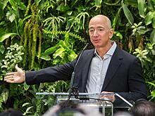 Основатель Amazon пожертвовал $100 млн на политику