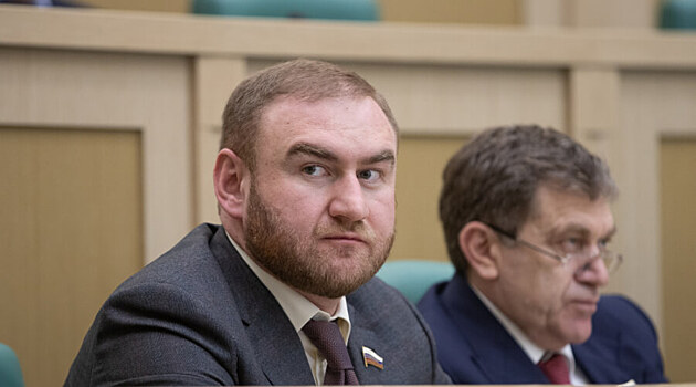 Арестованы более 90 автомобилей семьи бывшего сенатора Рауфа Арашукова
