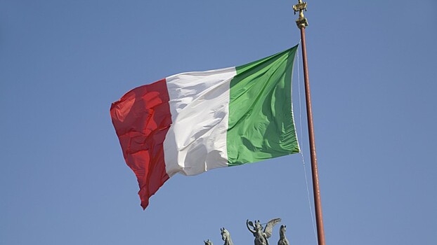 Италия ужесточила правила для мигрантов