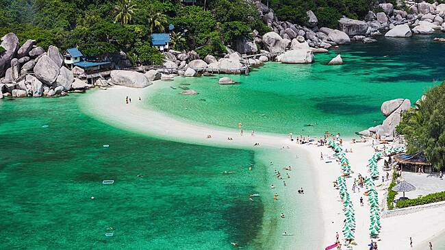 Туристка села на мотоцикл к молодому человеку на курорте Азии и едва не была изнасилована