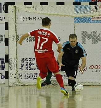 «Сибиряк» и «Синара» одержали победу в ЧР по мини-футболу