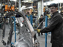 Nissan начал экспорт бамперов из России в Европу