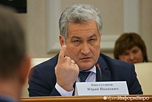 Свердловский губернатор переназначил главу минобразования