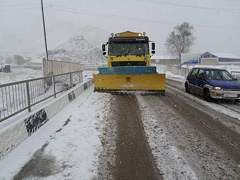 В Таджикистане подняли тариф за автотранзит через автодорогу Душанбе-Чанак