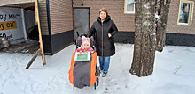 Дмитрий Сватковский подарил спортивный комплекс 4-летней девочке из Павловского района